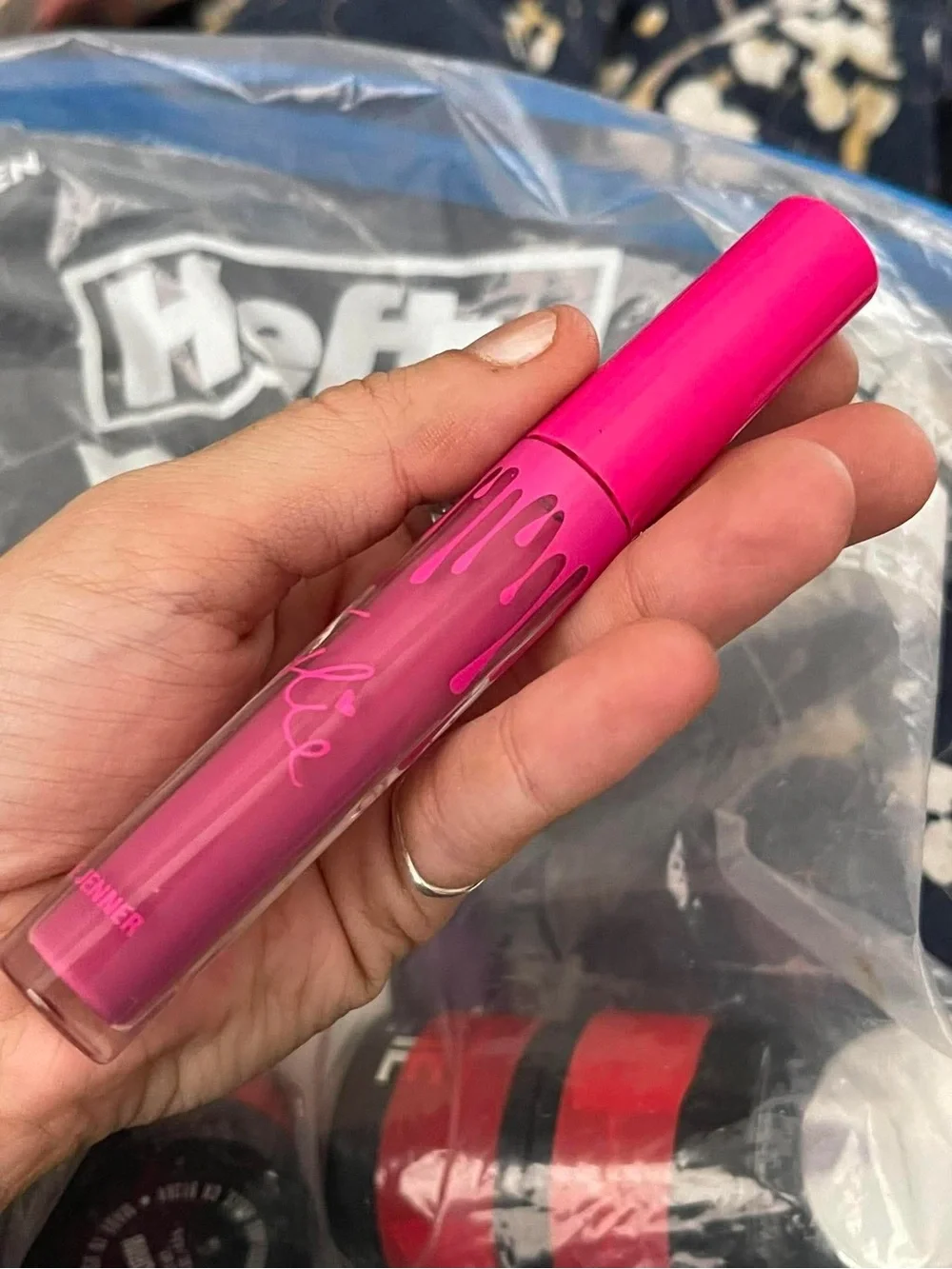 Kylie 21’st Birthday Collection Liquid Lipstick & Lip Liner Lip Kit- Tipsy